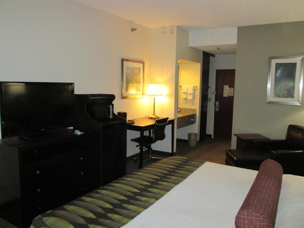 Best Western Plus O'Hare International South Hotel Franklin Park Quarto foto